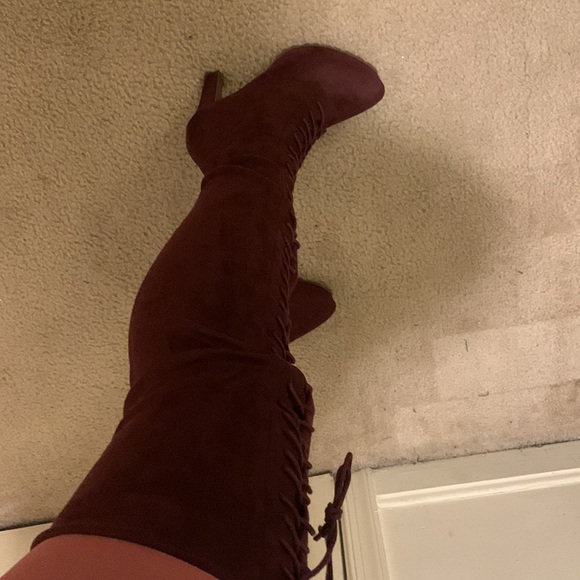 Burgundy Thigh High boots - Picture 2 of 5